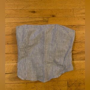 Nati great top. Size large. Blue/white stripes